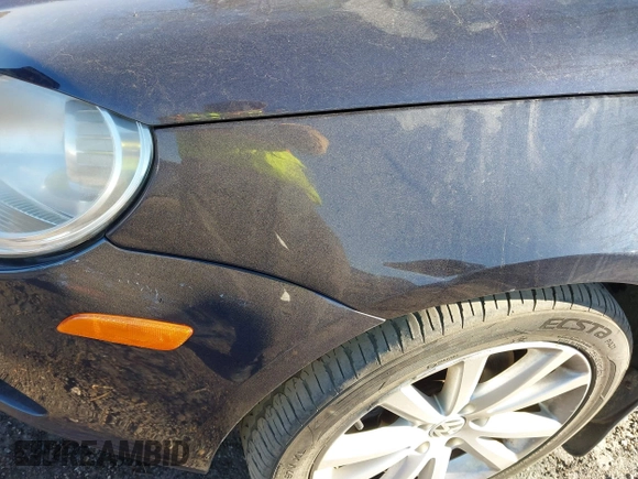 2008 Volkswagen Eos Turbo z VIN WVWBA71F68V050997, wystawiony jako IAAI lot #41858344 z przebiegiem 144 102 mil mil oraz . Historia ofert i sprzedaży dostępna na DreamBid. Obrazek 6.