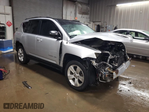 2011 Jeep Compass with VIN 1J4NT1FB7BD272109, listed as a Copart auction lot 86604064 with 0 mi miles and Salvage Title. Bid and sale history available at carsss.com. Image 4.