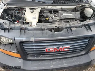 2008 GMC Savana Cargo Van with VIN 1GTGG25C081183754, listed as a Copart auction lot 85221394 with 157,977 mi miles and Salvage Title. Bid and sale history available at carsss.com. Image 12.