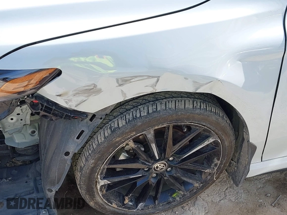2023 Toyota Camry SE z VIN 4T1G11AK2PU128367, wystawiony jako IAAI lot #41699516 z przebiegiem 27 270 mil mil oraz . Historia ofert i sprzedaży dostępna na DreamBid. Obrazek 6.