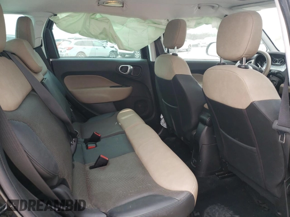 2017 FIAT 500L Lounge with VIN ZFBCFACH1HZ040164, listed as a Copart auction lot 47177495 with 35,209 mi miles and Salvage Title. Bid and sale history available at DreamBid. Image 11.