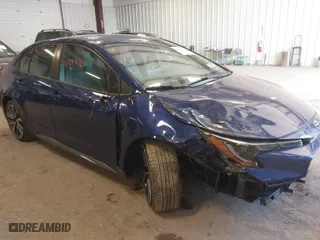 2020 Toyota Corolla SE with VIN JTDS4RCE1LJ017106, listed as a IAAI auction lot 41883346 with 35,864 mi miles. Bid and sale history available at carsss.com. Image 1.