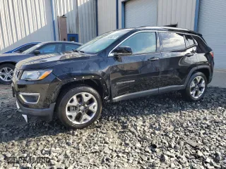 2019 Jeep Compass Limited with VIN 3C4NJCCB7KT676145, listed as a Copart auction lot 47677855 with 93,842 mi miles and Clean Title. Bid and sale history available at carsss.com. Image 1.