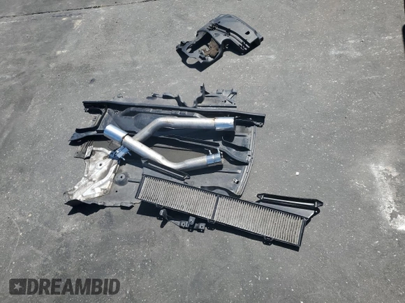 2011 BMW 3 Series 335i с VIN WBAKG7C5XBE598010, выставлен на аукционе Copart как лот 58190265 с пробегом 141 033 миль миль и Списание • Salvage title. История ставок и продаж доступна на DreamBid. Изображение 12.