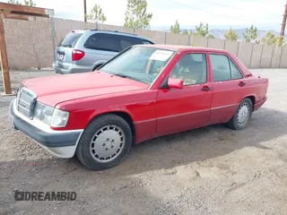 1992 Mercedes-Benz 190 z VIN WDBDA29DXNF899176, wystawiony jako IAAI lot #41829844 z przebiegiem 167 030 mil mil oraz . Historia ofert i sprzedaży dostępna na DreamBid. Obrazek 2.