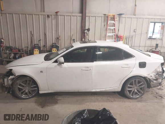 2018 Lexus IS 350 z VIN JTHCZ1D2XJ5014964, wystawiony jako IAAI lot #41722586 z przebiegiem 73 884 mil mil oraz . Historia ofert i sprzedaży dostępna na DreamBid. Obrazek 15.