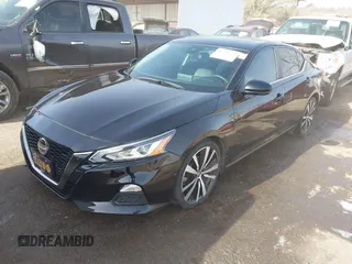 2020 Nissan Altima SR with VIN 1N4AL4CV4LN309364, listed as a IAAI auction lot 41793201 with 38,098 mi miles and . Bid and sale history available at carsss.com. Image 2.