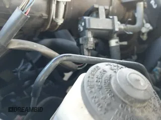 2006 Toyota Camry SE z VIN 4T1BE30K26U665850, wystawiony jako IAAI lot #43427084 z przebiegiem 179 906 mil mil oraz . Historia ofert i sprzedaży dostępna na DreamBid. Obrazek 19.