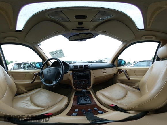 1998 Mercedes-Benz M 320/430/500 z VIN 4JGAB54E5WA006036, wystawiony jako IAAI lot #42230324 z przebiegiem 301 386 mil mil oraz . Historia ofert i sprzedaży dostępna na DreamBid. Obrazek 19.