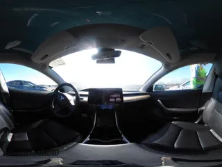 2018 Tesla Model 3 Long Range Battery z VIN 5YJ3E1EB5JF180030, wystawiony jako IAAI lot #41897617 z przebiegiem 89 557 mil mil oraz . Historia ofert i sprzedaży dostępna na DreamBid. Obrazek 20.