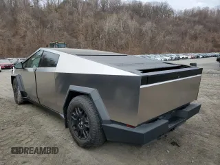2024 Tesla Cybertruck z VIN 7G2CEHED0RA014997, wystawiony jako Copart lot #89105615 z przebiegiem 3 475 mil mil oraz Szkoda całkowita • Salvage title. Historia ofert i sprzedaży dostępna na DreamBid. Obrazek 2.