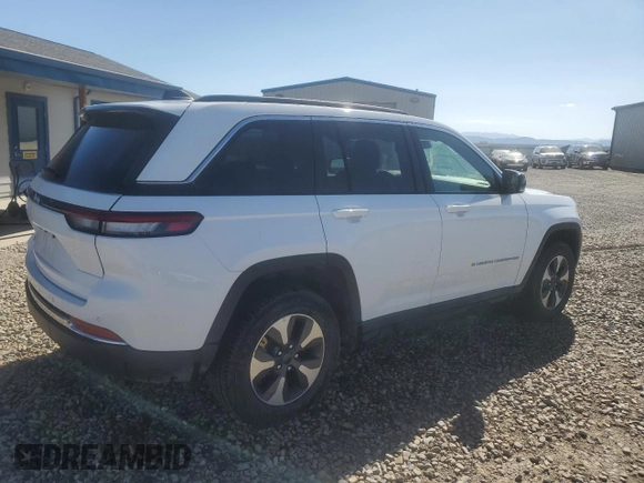 2024 Jeep Grand Cherokee with VIN 1C4RJYB69RC120685, listed as a Copart auction lot 63274645 with 40,691 mi miles and Clean title. Bid and sale history available at DreamBid. Image 3.
