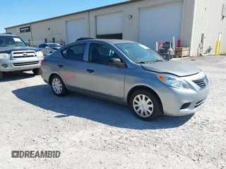 2014 Nissan Versa SV with VIN 3N1CN7APXEL867762, listed as a IAAI auction lot 41884411 with 114,065 mi miles. Bid and sale history available at carsss.com. Image 1.