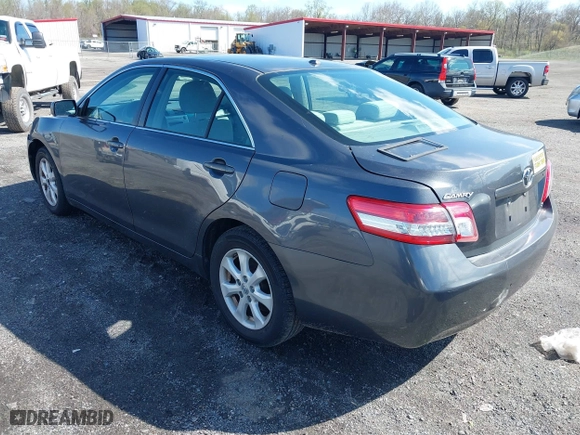 2011 Toyota Camry LE with VIN 4T1BF3EK6BU217577, listed as a IAAI auction lot 41983992 with 134,431 mi miles. Bid and sale history available at carsss.com. Image 3.