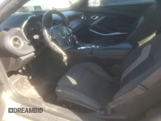2017 Chevrolet Camaro 1LT z VIN 1G1FB1RS2H0203023, wystawiony jako Copart lot #54448905 z przebiegiem 91 302 mil mil oraz Szkoda całkowita • Salvage title. Historia ofert i sprzedaży dostępna na DreamBid. Obrazek 7.