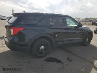 2021 Ford Police Interceptor Utility with VIN 1FM5K8ABXMGA33790, listed as a Copart auction lot 47012965 with 52,296 mi miles and Salvage Title. Bid and sale history available at carsss.com. Image 3.