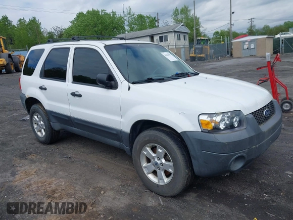 2005 Ford Escape XLT with VIN 1FMYU93135KA52035, listed as a IAAI auction lot 42224967 with 185,397 mi miles and . Bid and sale history available at DreamBid. Image 1.