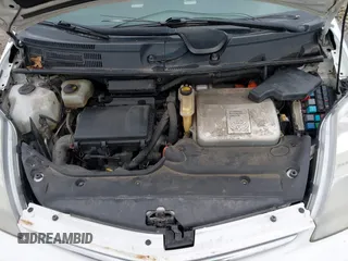 2008 Toyota Prius with VIN JTDKB20U983431304, listed as a IAAI auction lot 42011832 with Not Provided miles. Bid and sale history available at carsss.com. Image 10.