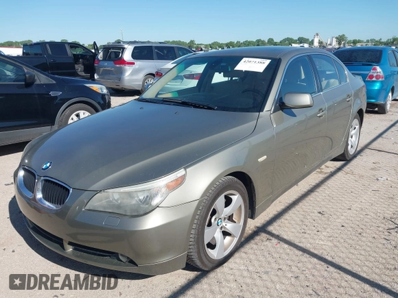 2005 BMW 5 Series 525i with VIN WBANA53515B860554, listed as a IAAI auction lot 42071388 with 122,042 mi miles. Bid and sale history available at carsss.com. Image 6.