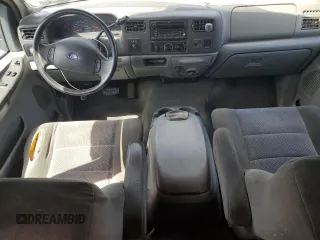 2003 Ford F-250 XL with VIN 1FTNX21L33EB87036, listed as a Copart auction lot 51774135 with 240,245 mi miles and Salvage title. Bid and sale history available at DreamBid. Image 8.