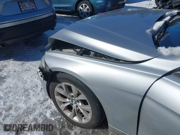 2015 BMW 3 Series 328i xDrive with VIN WBA3B5G5XFNS20065, listed as a IAAI auction lot 41590092 with 119,242 mi miles. Bid and sale history available at carsss.com. Image 6.
