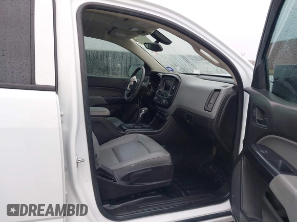 2022 Chevrolet Colorado 2WD Work Truck with VIN 1GCGSBEN7N1330924, listed as a IAAI auction lot 41592191 with 33,885 mi miles. Bid and sale history available at carsss.com. Image 5.