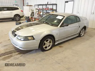 2001 Ford Mustang Standard with VIN 1FAFP40441F231441, listed as a IAAI auction lot 41973346 with 152,084 mi miles. Bid and sale history available at carsss.com. Image 2.