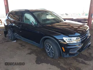 2021 Volkswagen Tiguan S with VIN 3VV1B7AX2MM055220, listed as a IAAI auction lot 41970381 with 30,433 mi miles and . Bid and sale history available at DreamBid. Image 1.
