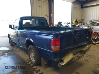 1997 Ford Ranger XLT with VIN 1FTCR10A7VUA22997, listed as a IAAI auction lot 42120989 with 231,765 mi miles. Bid and sale history available at carsss.com. Image 3.