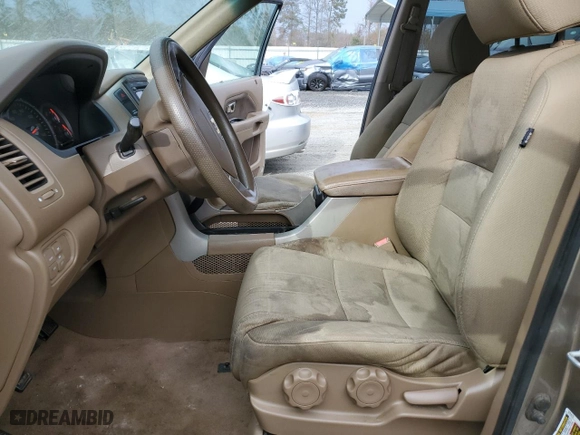 2008 Honda Pilot VP with VIN 5FNYF28278B003879, listed as a Copart auction lot 81359374 with 263,237 mi miles and Salvage Title. Bid and sale history available at carsss.com. Image 7.