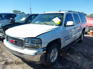 2004 GMC Yukon XL SLT with VIN 3GKEC16Z34G260469, listed as a IAAI auction lot 41557188 with 203,233 mi miles. Bid and sale history available at carsss.com. Image 6.
