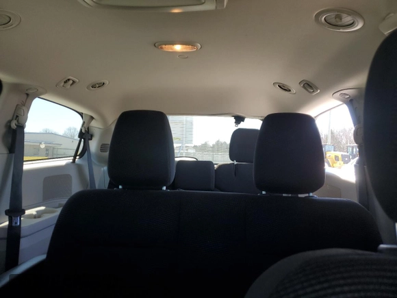 2020 Dodge Grand Caravan SE with VIN 2C4RDGBG6LR240811, listed as a Copart auction lot 47280945 with 100,986 mi miles and Salvage Title. Bid and sale history available at DreamBid. Image 10.