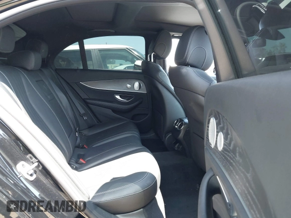 2021 Mercedes-Benz E 350 with VIN W1KZF8DBXMA873518, listed as a IAAI auction lot 42191630 with 55,006 mi miles and . Bid and sale history available at DreamBid. Image 8.