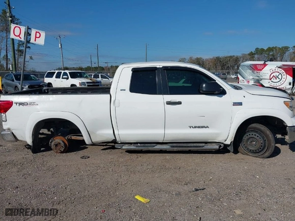 2007 Toyota Tundra SR5 with VIN 5TFRV54137X008183, listed as a IAAI auction lot 41487545 with 303,850 mi miles. Bid and sale history available at carsss.com. Image 13.