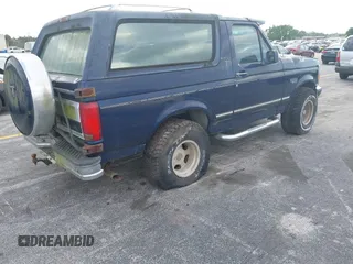 1994 Ford Bronco Custom with VIN 1FMEU15H4RLB15058, listed as a IAAI auction lot 41289431 with Not provided miles and . Bid and sale history available at DreamBid. Image 4.