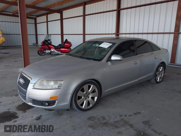 2007 Audi A6 3.2L z VIN WAUDH74F77N014845, wystawiony jako IAAI lot #42272245 z przebiegiem 143 769 mil mil oraz . Historia ofert i sprzedaży dostępna na DreamBid. Obrazek 2.