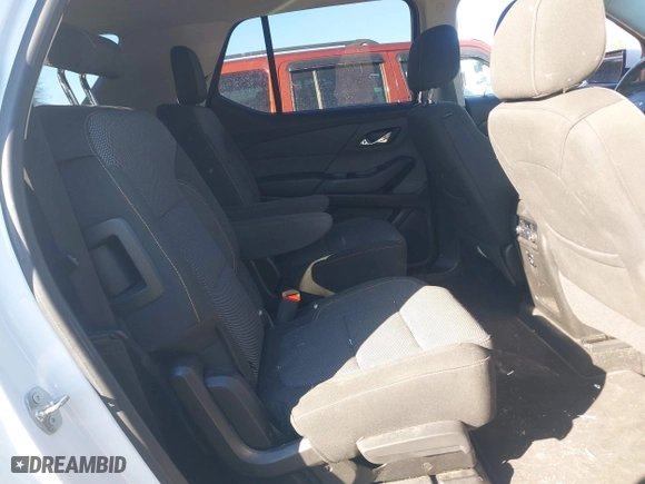 2018 Chevrolet Traverse LT Cloth with VIN 1GNEVGKW3JJ159356, listed as a IAAI auction lot 41430477 with 57,541 mi miles. Bid and sale history available at carsss.com. Image 8.