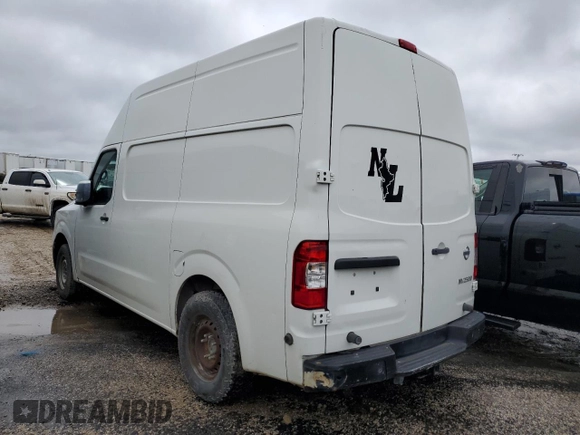 2018 Nissan NV Cargo SV z VIN 1N6AF0LY5JN805076, wystawiony jako Copart lot #56112895 z przebiegiem 229 785 mil mil oraz Tytuł czysty. Historia ofert i sprzedaży dostępna na DreamBid. Obrazek 2.