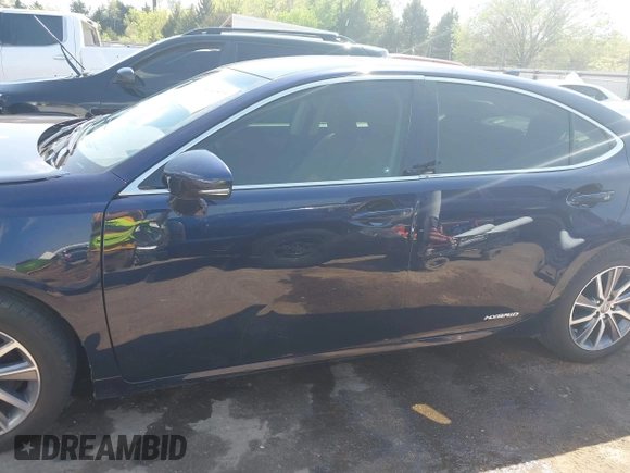 2016 Lexus ES 300h with VIN JTHBW1GG3G2111462, listed as a IAAI auction lot 42043572 with 92,363 mi miles and . Bid and sale history available at DreamBid. Image 14.
