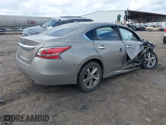 2015 Nissan Altima S with VIN 1N4AL3AP0FC428527, listed as a IAAI auction lot 41469869 with 181,961 mi miles and . Bid and sale history available at DreamBid. Image 4.