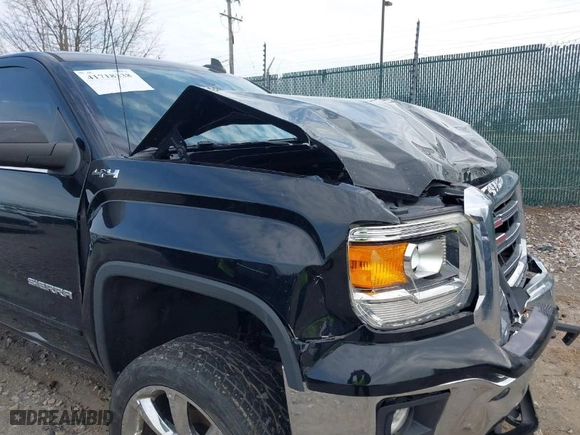 2015 GMC Sierra 1500 SLE with VIN 3GTU2UECXFG498833, listed as a IAAI auction lot 41718338 with NaN miles. Bid and sale history available at carsss.com. Image 16.