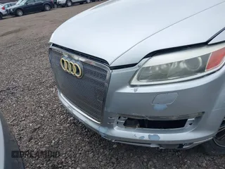 2008 Audi Q7 4.2L Premium with VIN WA1BV74L28D054633, listed as a IAAI auction lot 42026140 with 999,999 mi miles. Bid and sale history available at carsss.com. Image 6.