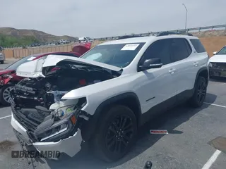 2023 GMC Acadia SLT z VIN 1GKKNML49PZ252503, wystawiony jako IAAI lot #42040153 z przebiegiem 13 339 mil mil oraz . Historia ofert i sprzedaży dostępna na DreamBid. Obrazek 2.