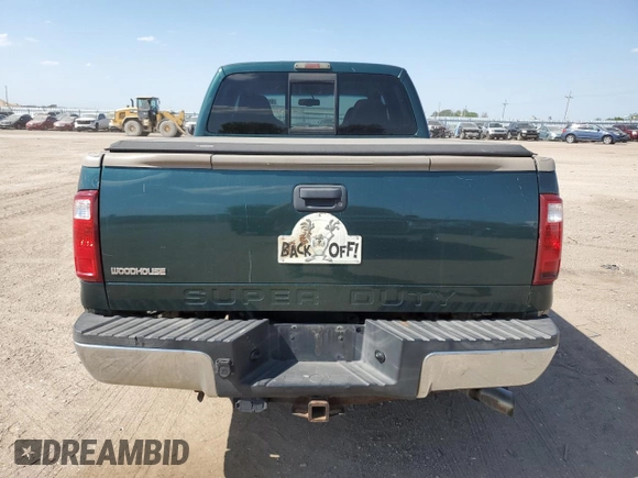 2008 Ford F-250 XL z VIN 1FTSW21R28ED61227, wystawiony jako Copart lot #57087825 z przebiegiem 297 646 mil mil oraz Czysty tytuł • Clean title. Historia ofert i sprzedaży dostępna na DreamBid. Obrazek 6.