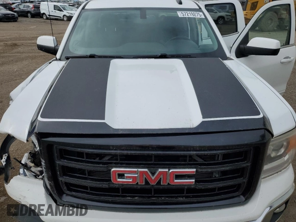 2015 GMC Sierra 1500 SLE z VIN 1GTV2UEC3FZ382586, wystawiony jako Copart lot #57219275 z przebiegiem 155 618 mil mil oraz Czysty tytuł • Clean title. Historia ofert i sprzedaży dostępna na DreamBid. Obrazek 11.