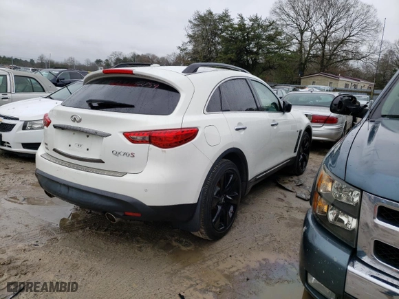 2016 Infiniti QX70 with VIN JN8CS1MW4GM751198, listed as a Copart auction lot 81476843 with 74,221 mi miles. Bid and sale history available at carsss.com. Image 3.