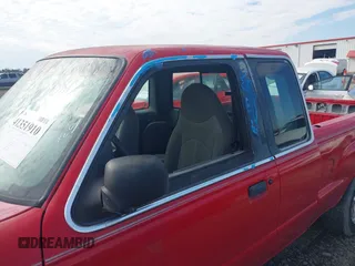 2003 Mazda B-Series 2WD Truck SE with VIN 4F4YR46V33TM13768, listed as a IAAI auction lot 41351910 with 212,641 mi miles. Bid and sale history available at carsss.com. Image 14.
