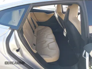 2016 Tesla Model S 90D с VIN 5YJSA1E23GF144496, выставлен на аукционе IAAI как лот 41372621 с пробегом 34 832 миль миль и . История ставок и продаж доступна на DreamBid. Изображение 8.