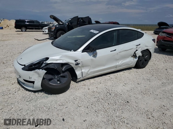 2023 Tesla Model 3 z VIN 5YJ3E1EA1PF608109, wystawiony jako Copart lot #72243744 z przebiegiem 10 165 mil mil oraz Szkoda całkowita • Salvage title. Historia ofert i sprzedaży dostępna na DreamBid. Obrazek 1.