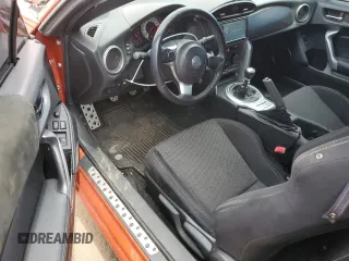 2017 Toyota 86 с VIN JF1ZNAA15H9710885, выставлен на аукционе Copart как лот 56898165 с пробегом 31 011 миль миль и Списание • Salvage title. История ставок и продаж доступна на DreamBid. Изображение 8.